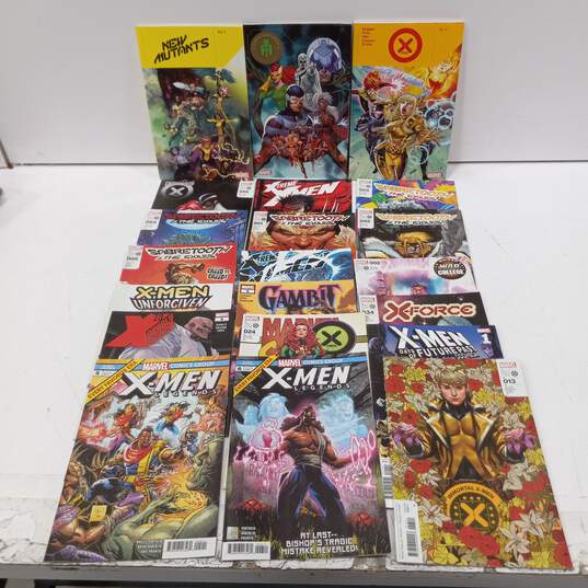 Bundle of 21 X Men Comic Books (4.6lbs) image number 1