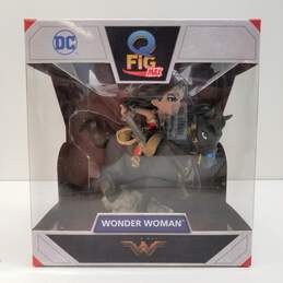Quantum Mechanix Wonder Women on Horse (Movie) Figure Q-Fig Max
