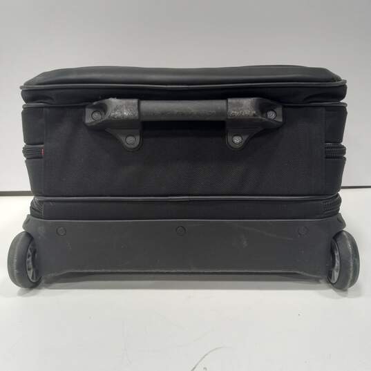 Wenger Swiss Gear Wheeled Luggage image number 4