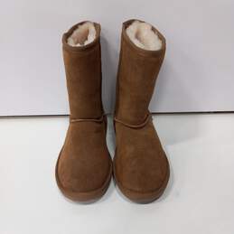 Minnetonka Women's Brown Suede Wool Lining Boots size 7M
