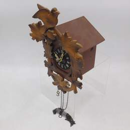 Vintage Cuckoo Clock MFG Co. Black Forest Style Cuckoo Clock Bird Design Germany alternative image