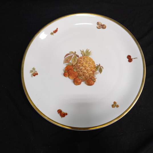 E&R Golden Crown 12.5” Round Harvest Serving Platter image number 1