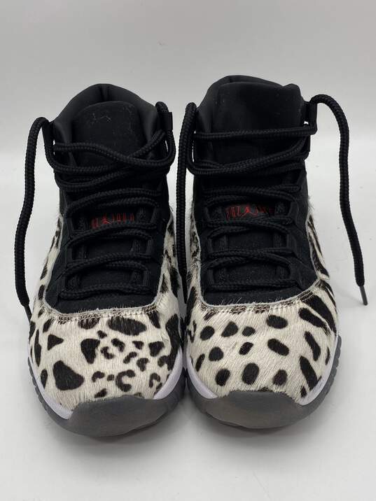 Authentic Womens Black White Leopard Print Lace Up Sneaker Shoes Size 7 image number 1