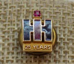 10K Gold Ruby & Enamel Accented IH International Harvester 25 Years Service Pin 1.2g