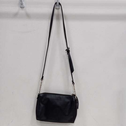 Women's Reaction by Kenneth Cole Mini Crossbody Purse image number 2