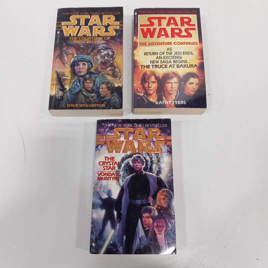 Lot of 7 Assorted Star Wars Novels image number 7