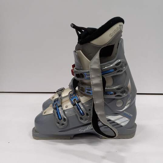 Salomon Gray Ski Boots Women's Size 26.5 image number 3