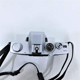 Minolta SRT-202 35mm Film SLR alternative image