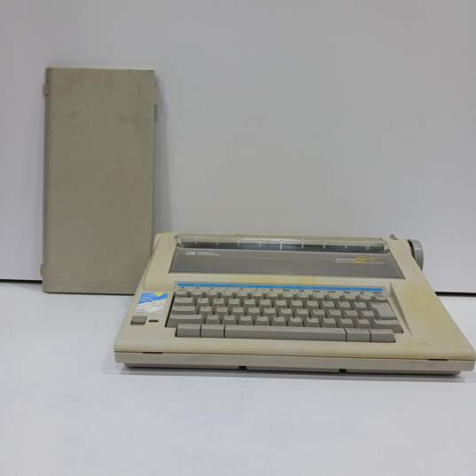 Smith Corona Spellmate 500 Electric Typewriter Model NA2HH image number 2