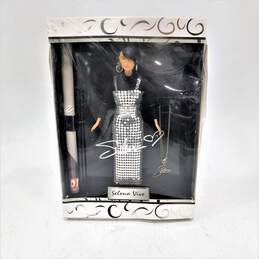 Selena Quintanilla VIVE Doll Silver Dress 2006 Collectible Q Productions