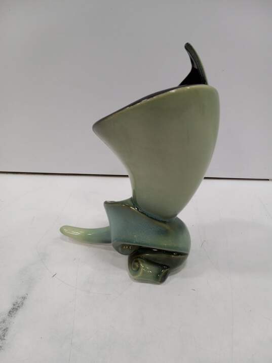 Hull Art Pottery Green image number 2