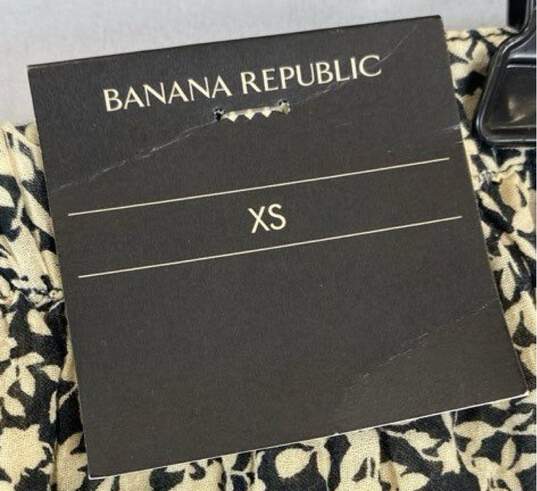 Banana Republic Mullticolor Skirt - Size X Large image number 3