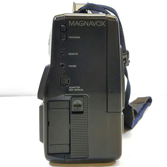 Magnavox CVJ340AV01 Movie Maker VHS Camcorder image number 8