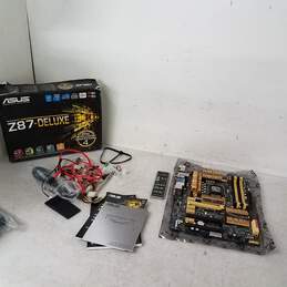Z87-Deluxe Intel LGA 1150 DDR3 ATX Motherboard (No CPU or RAM) in original box - Untested