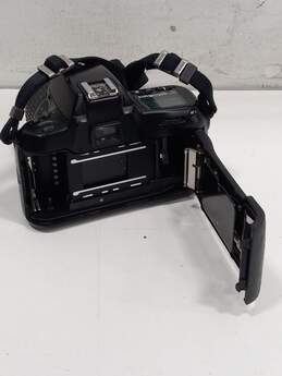 Nikon F70 35mm Film Camera alternative image