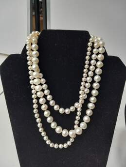 5pc Assorted Faux Pearl Costume Jewelry Bundle alternative image