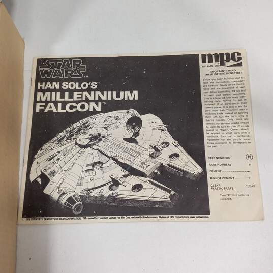 Vintage 1979 MPC Star Wars Han Solo's Millennium Flacon Illuminated Model Kit IOB image number 2