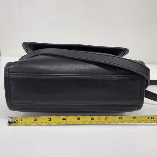Vintage Coach Black Leather Turnlock Shoulder Bag image number 7