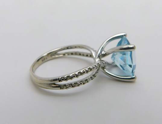 14K White Gold Princess Cut Blue Topaz White Sapphire Accent Ring 3.2g image number 2