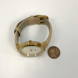 Designer Kate Spade Metro 0586 Gold-Tone Beige Leather Strap Quartz Watch alternative image