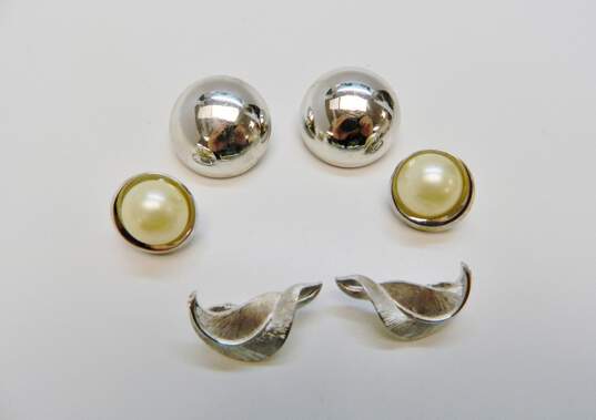 Vintage Crown Trifari Faux Pearl & Silver Tone Clip-On Earrings 43.1g image number 1