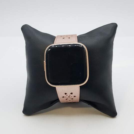 FItbit Classic Rose Gold Tone case with custom purple strap Ladies Smart Fitness Watch image number 3