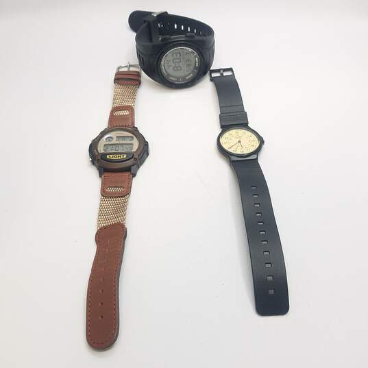 Vintage Retro Casio & Aquaforce Digital Watch Collection image number 1