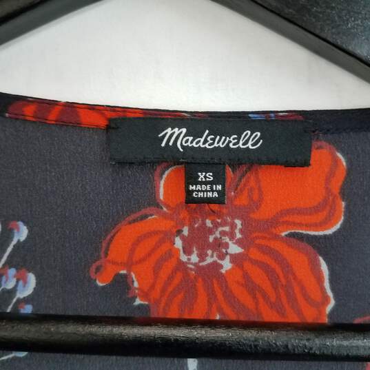 Madewell navy and red floral print cropped wrap top XS image number 3