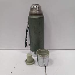 Stanley Aladdin Green Camping Thermos alternative image