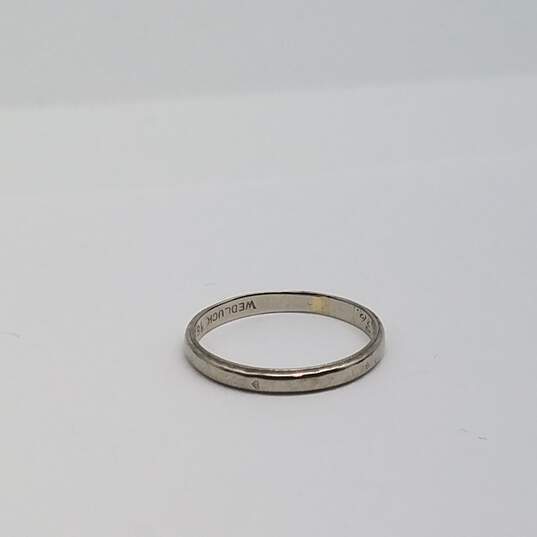Wedluck 18k White Gold Size 4.5 Ring Band 1.3g image number 1