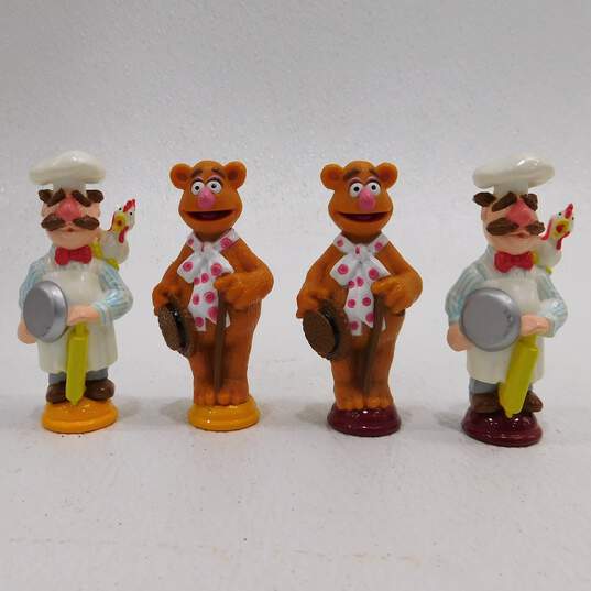 Jim Henson The Muppets Kermit Collection 3-D Chess Set image number 5