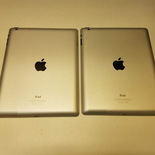 Apple iPad (4th Generation) A1458 - LOCKED - Lot of 2 image number 6