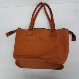 Noonday Collection Leather Tote alternative image