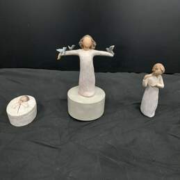 Bundle of 3 Willow Tree Figurines