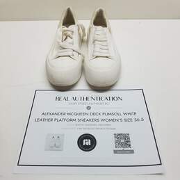 AUTHENTICATED Alexander McQueen Deck Plimsoll White Leather Platform Sneakers Womens Size 36.5