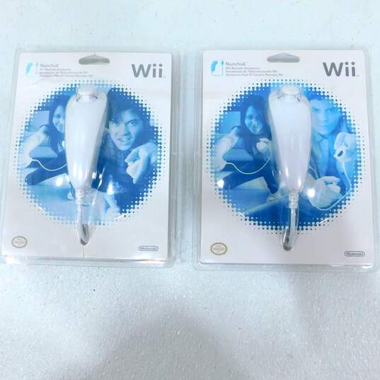 5ct Nintendo Wii Nunchuck Lot-New image number 5