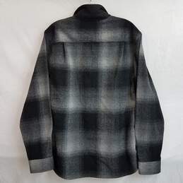 Roark gray and black flannel button up shirt jacket M alternative image