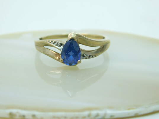 10K Yellow Gold Sapphire & Diamond Accent Ring 1.8g image number 1