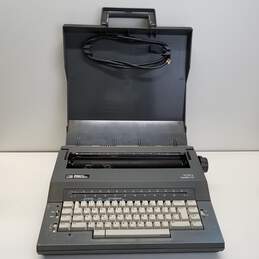 Smith-Corona Electronic Typewriter Deville 110 alternative image