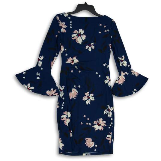 Womens Multicolor Floral Boat Neck Bell Sleeve Knee Length Sheath Dress Size 2 image number 2