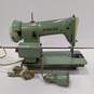 Vintage Green Singer Sewing Machine image number 4