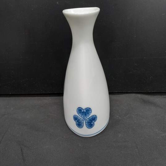 Set of 7 Vintage Sake Decanter & Cups image number 4
