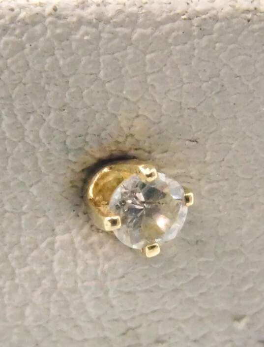 14K Yellow Gold 0.04 CT Round Diamond Single Stud Earring 0.2g image number 1