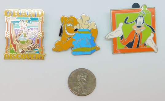 Collectible Disney Goofy & Pluto Enamel Trading Pins 23.5g image number 7