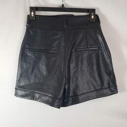 Express Women Black Shorts Sz 2 NWT alternative image