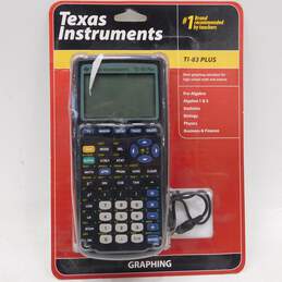 Lot of 4 Texas Instruments Graphing Calculators TI-84 Plus TI Nspire CX alternative image
