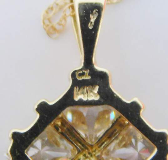 10K Yellow Gold CZ Pendant Necklace 2.4g image number 5