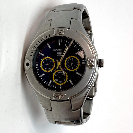 Designer Fossil Silver-Tone Chain Strap Blue Analog Dial Quartz Wristwatch image number 1