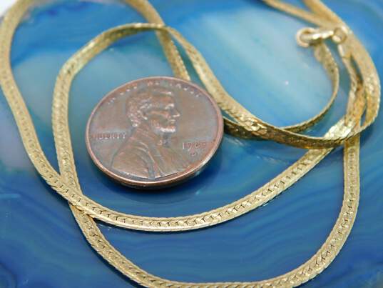 14K Yellow Gold Etched Herringbone Chain Necklace 3.8g image number 5