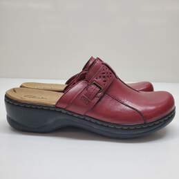 Clarks Hayla Marina Red Leather Clogs Women's Size 9.5